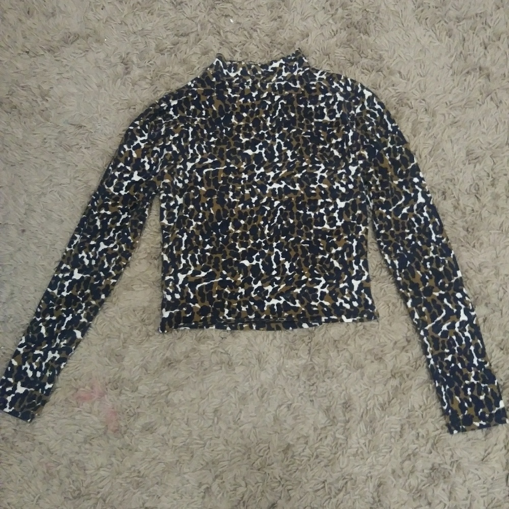 Leopard crop top